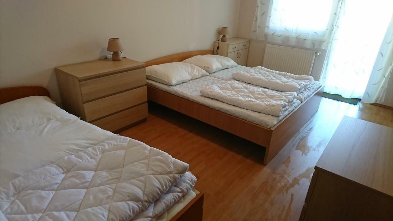 Villa Palazzo Apartments Siófok Buitenkant foto