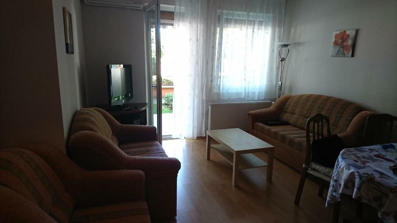 Villa Palazzo Apartments Siófok Buitenkant foto